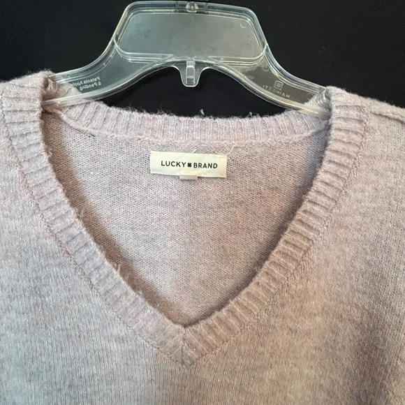 Lucky Brand Women's Light Purple and Sparkle V-Neck Sweater Women’s Size M - Picture 3 of 7